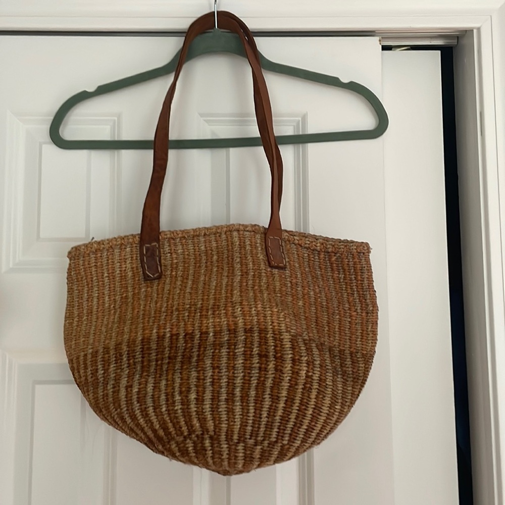 Vintage sisal tote